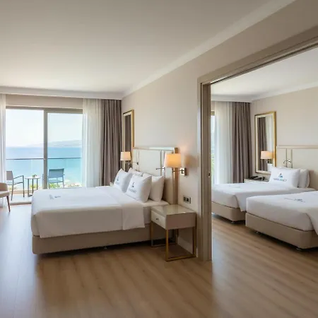 Alaia Legacy 아파트호텔 5*